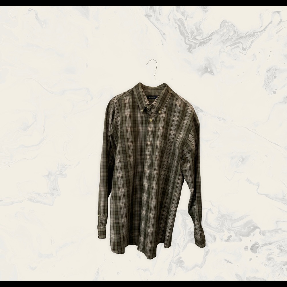 Beautiful Club Room shirt size Large.